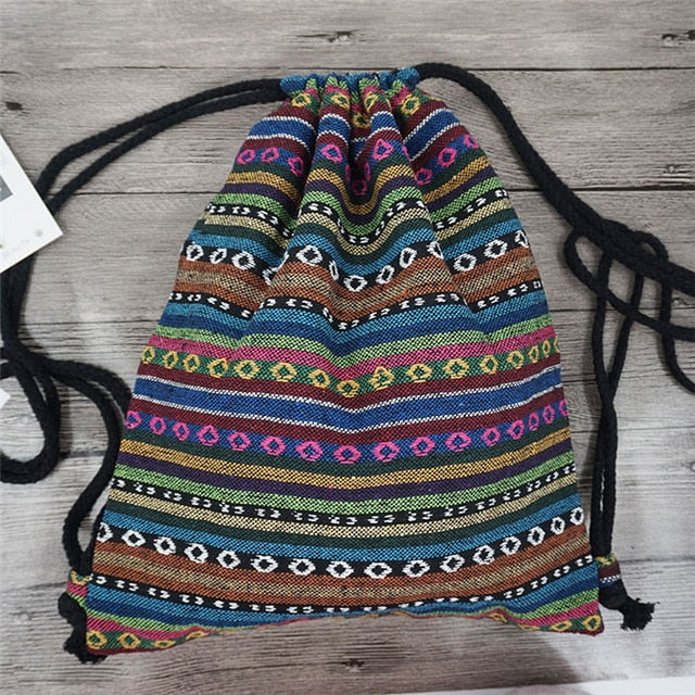 Rucksack mit Boho-Kordel