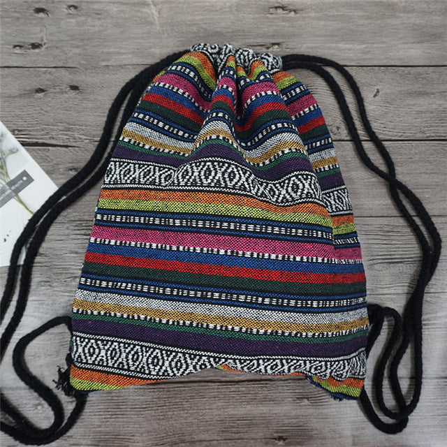 Rucksack mit Boho-Kordel