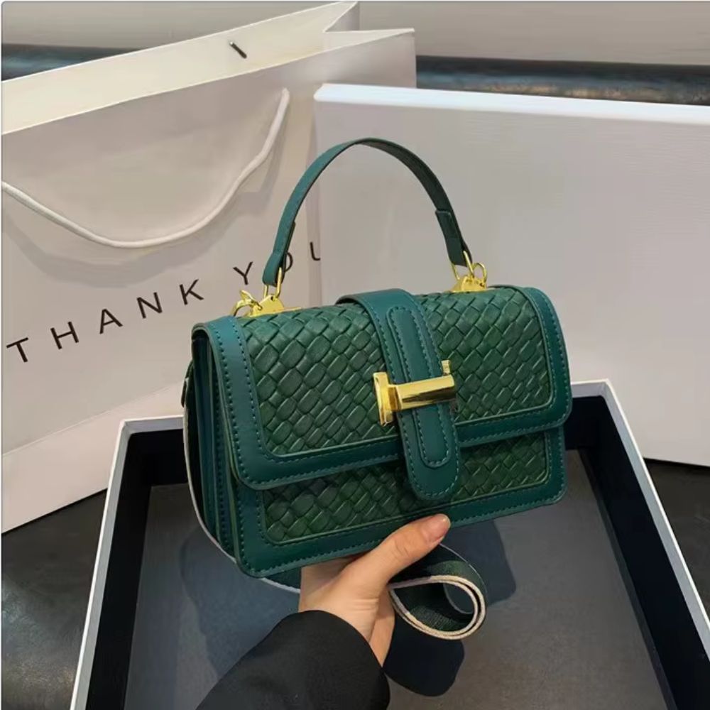 Handtasche Klein mit Schultergurt aus Trendig