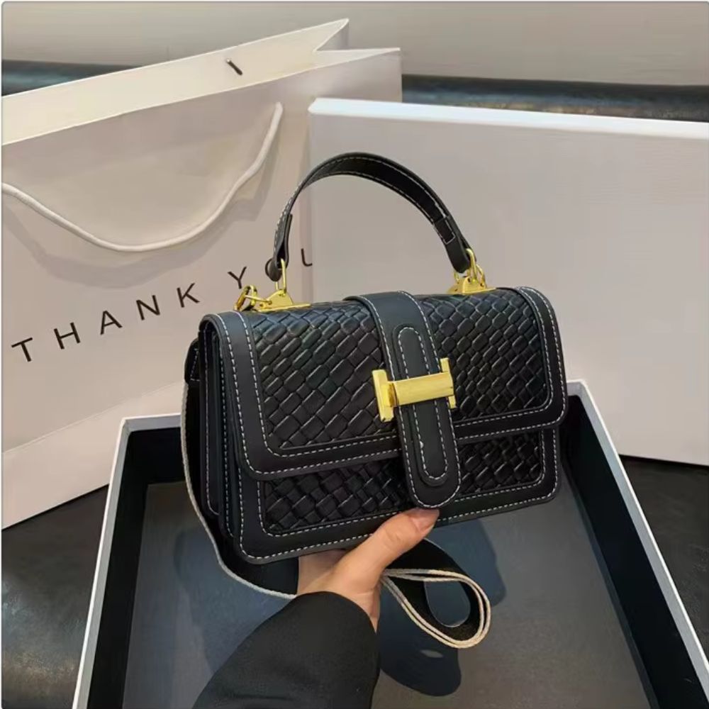 Handtasche Klein mit Schultergurt aus Trendig