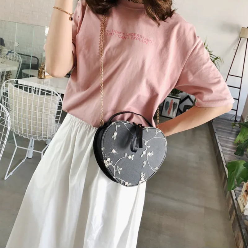 Handtasche Herz aus Kunstleder
